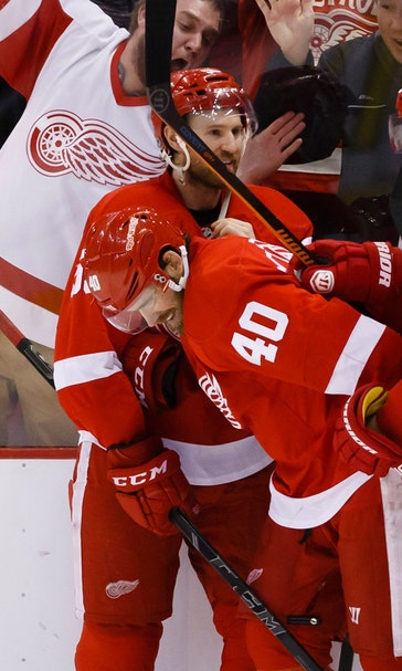 With NHL trade deadline looming, Wings GM Holland likes his options